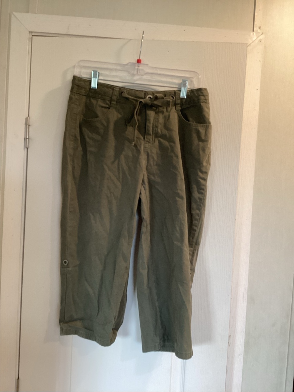 Christopher & Banks Olive Green Cropped Drawstring Pants 6 EUC